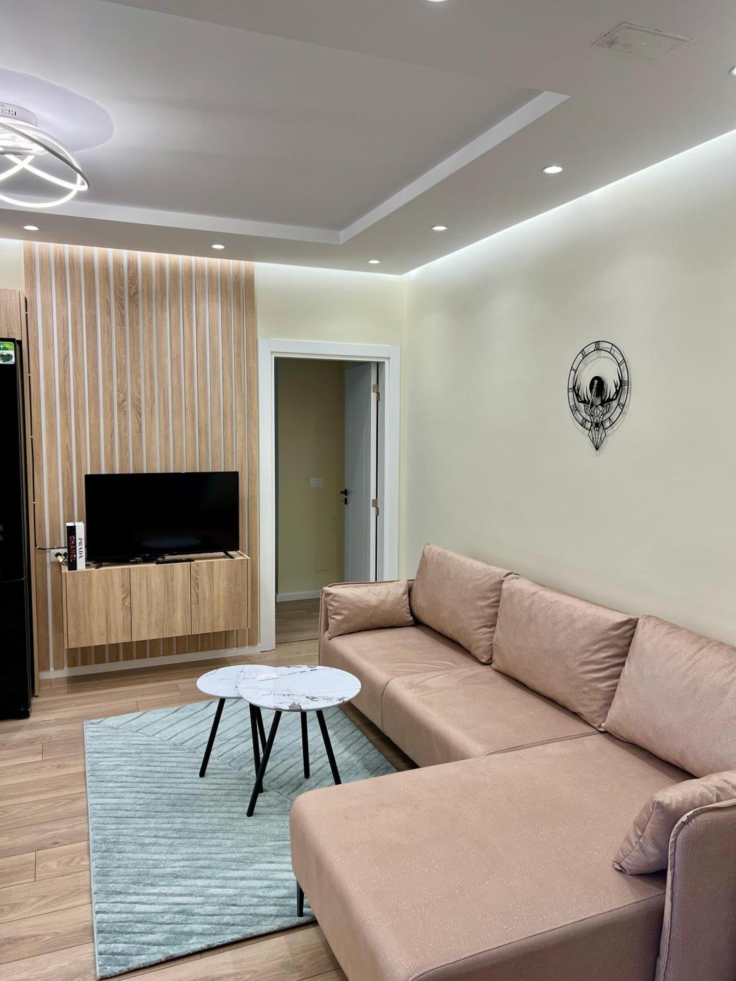 Metropolitan Charm: Cozy 1Br In 7Min To Skanderbeg Lejlighed Tirana Eksteriør billede